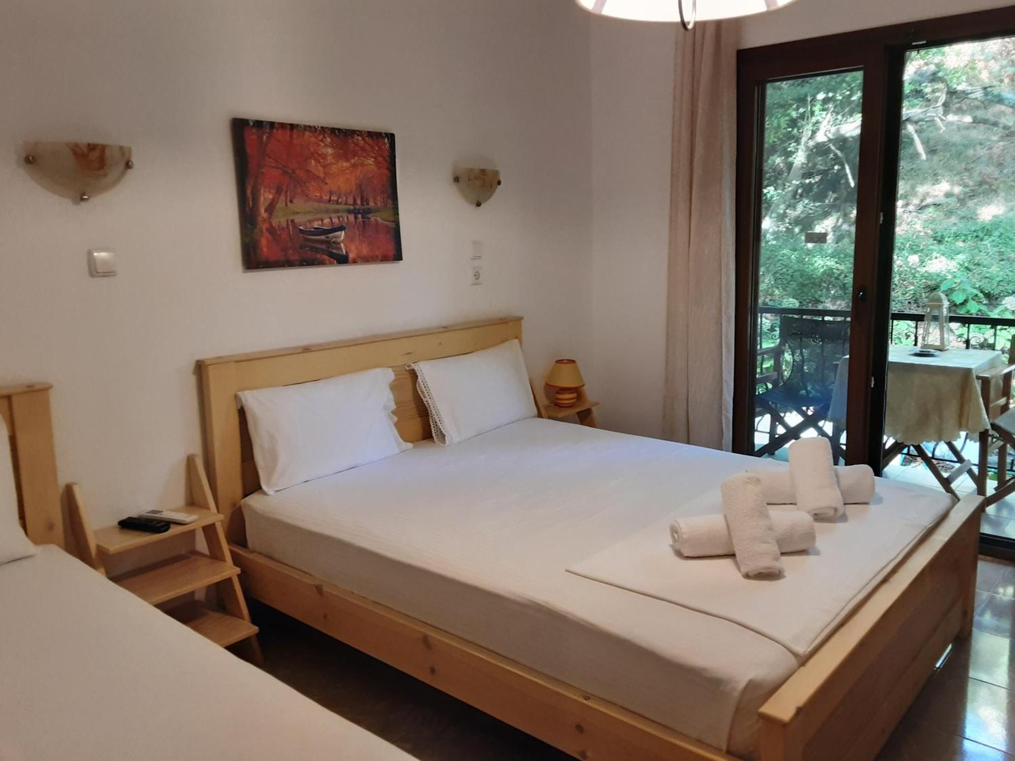 Parselia Rooms Therma  Esterno foto